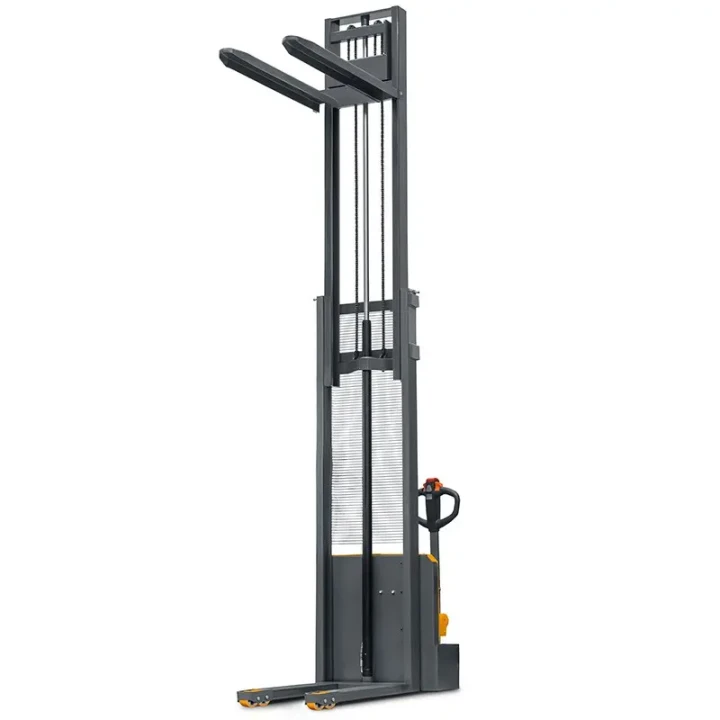 elektryczny-wozek-masztowy-q15e35-2-udzwig-1500-kg-podnoszenie-3500-mm (2).webp