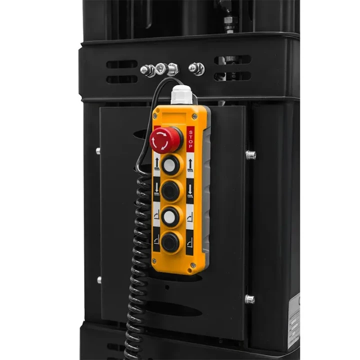 samozaladowczy-wozek-masztowy-elektryczny-1000kg-ses10-13-jazda-i-podnoszenie-elektryczne (6).webp