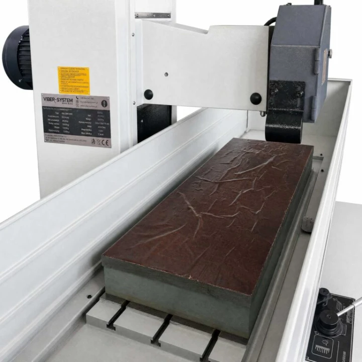 automatyczna-szlifierka-magnetyczna-do-plaszczyzn-smp40100ahd-406x1020-mm (4).jpg